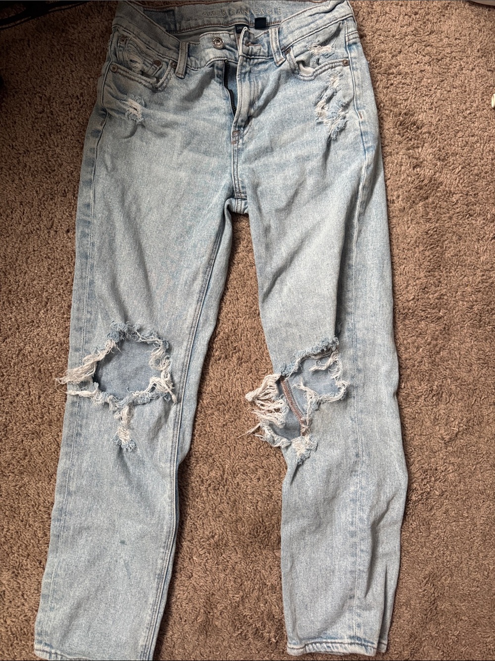 American Eagle Outfitters Light Blue Distressed Boyfriend Jeans